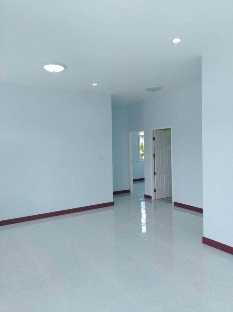 تنفيذ الدهانات والتشطيب النهائي