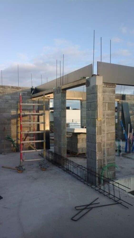 مقاول بناء ملاحق بالرياض